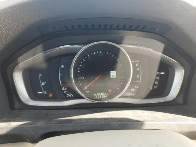 2015 VOLVO V60 PLATINUM  