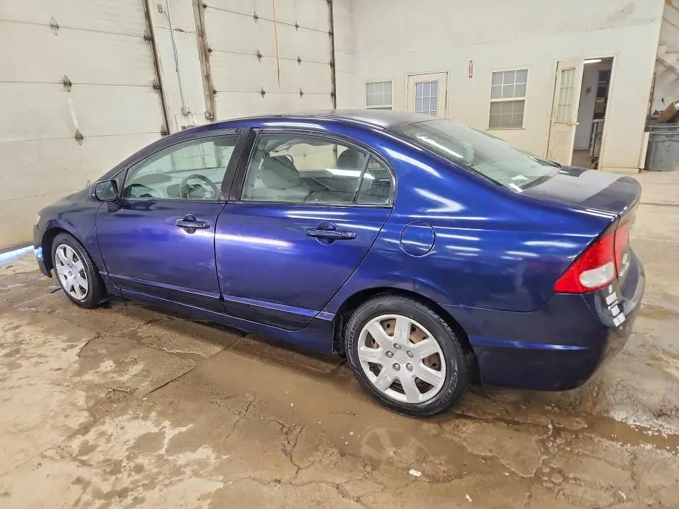 2011 HONDA CIVIC LX  
