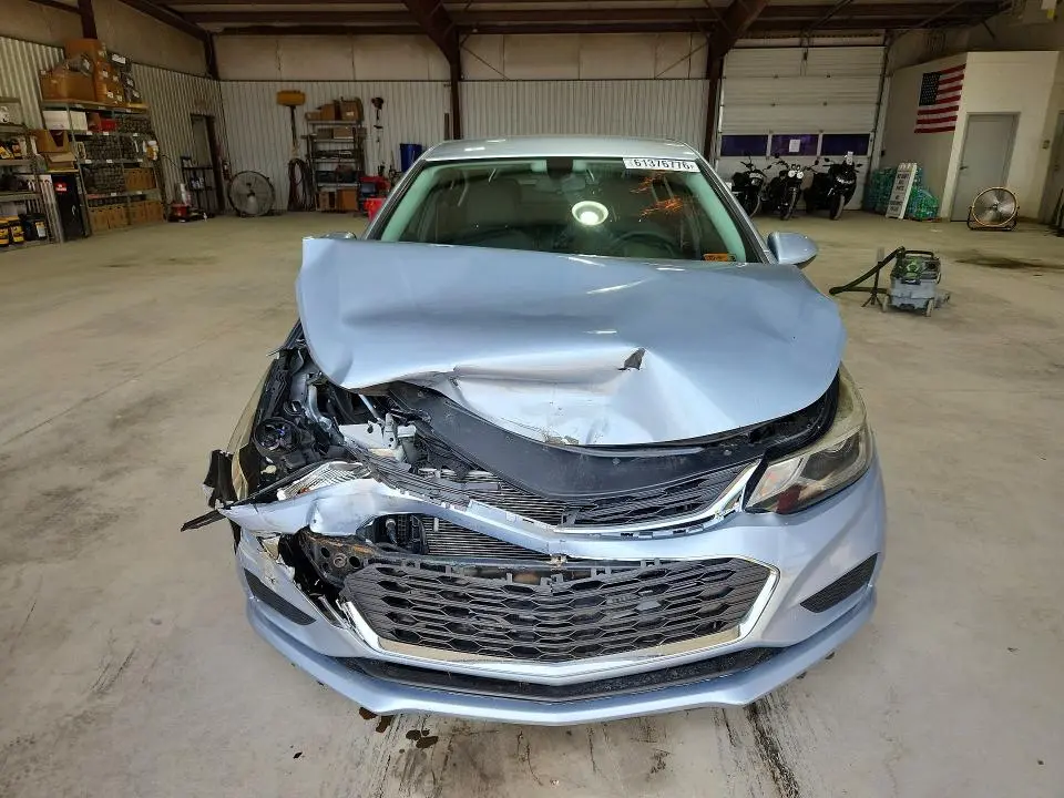 2017 CHEVROLET CRUZE LT  