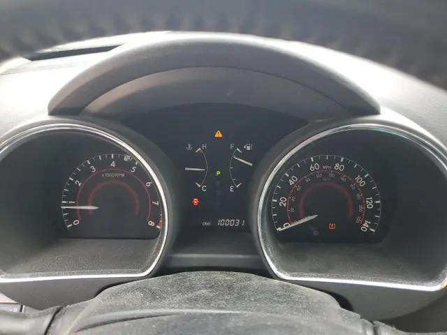2010 TOYOTA HIGHLANDER SE  