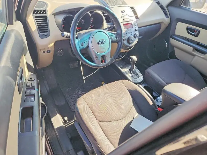 2011 KIA SOUL !  