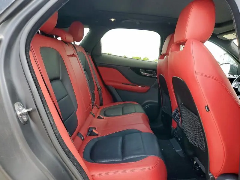 2018 JAGUAR F-PACE S  