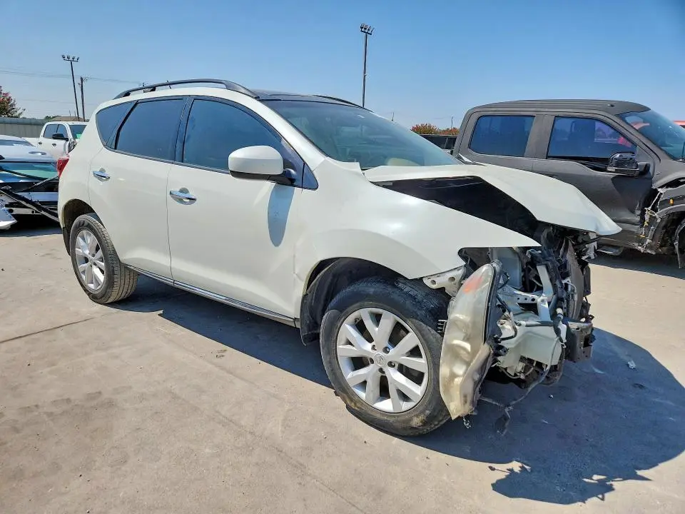 2011 NISSAN MURANO S  