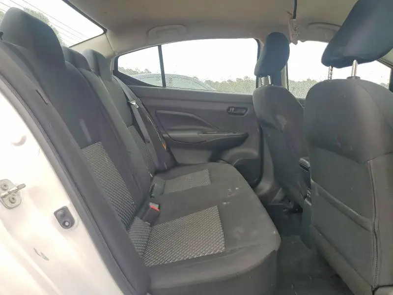 2020 NISSAN VERSA S  