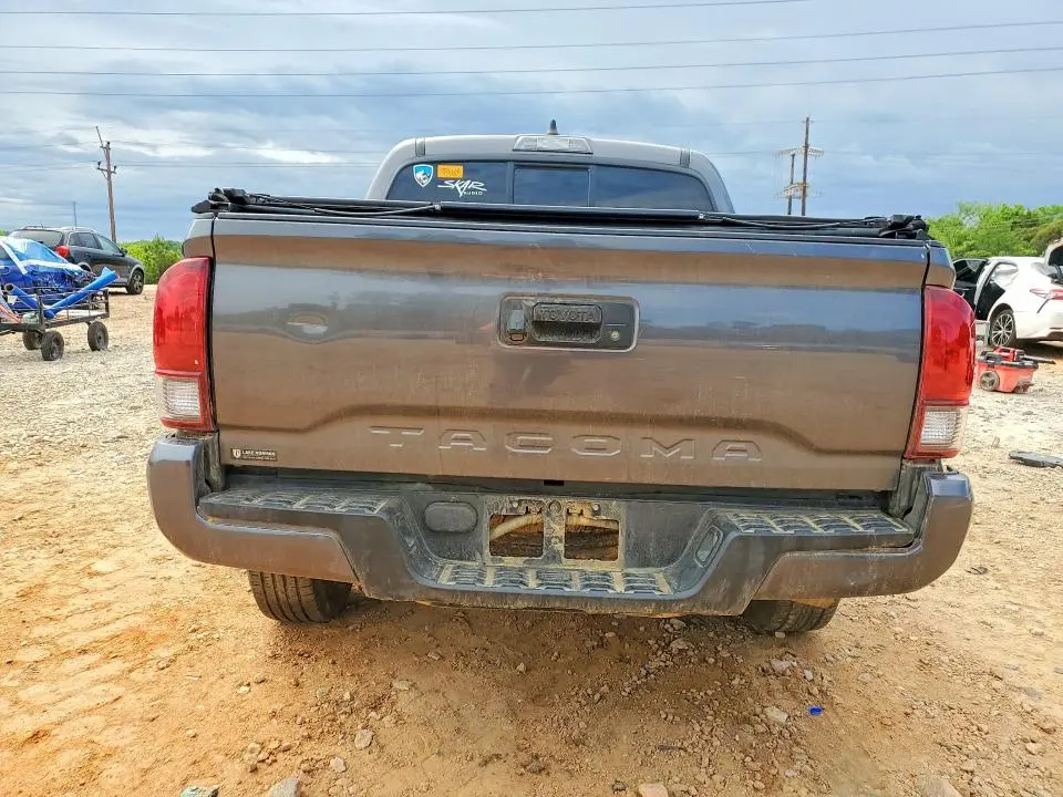 2022 TOYOTA TACOMA SR  