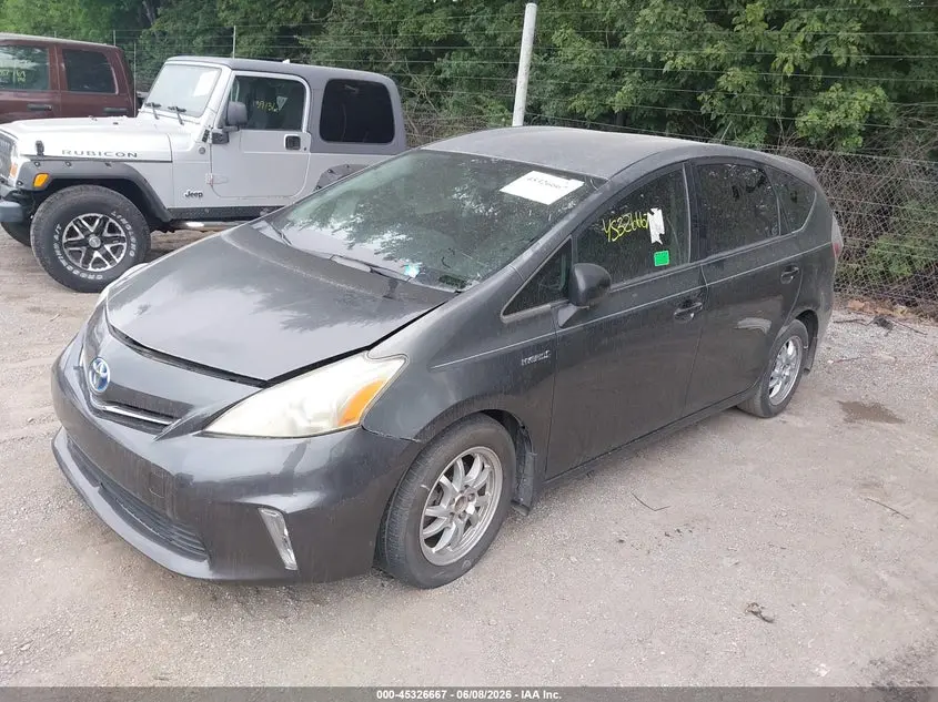 2013 TOYOTA PRIUS V THREE