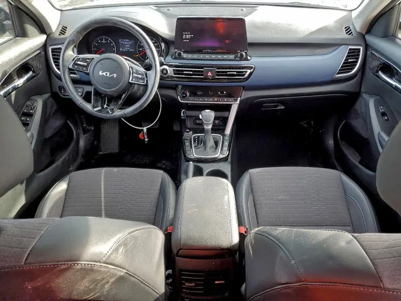 2023 KIA SELTOS S  