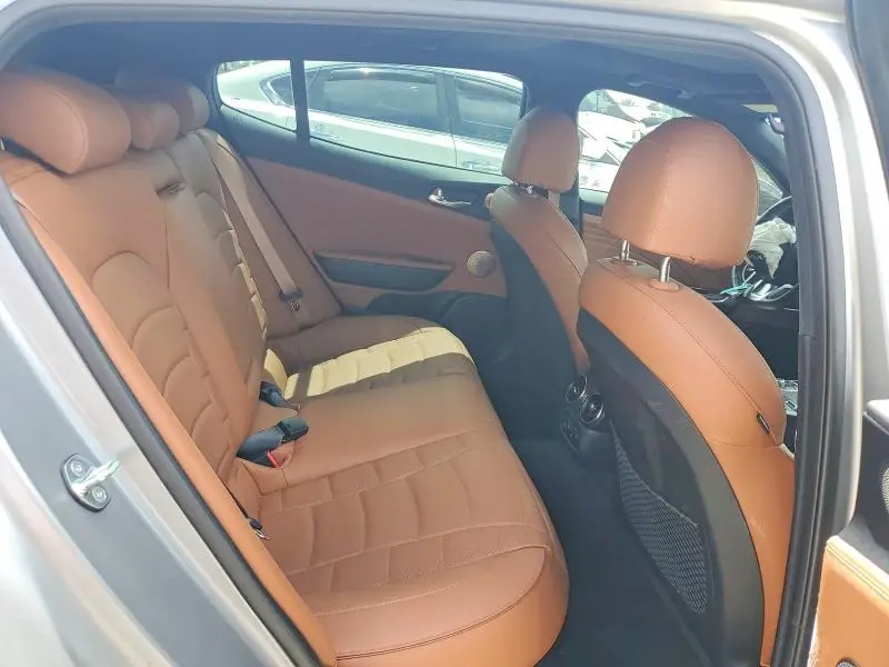 2023 KIA STINGER GT2  