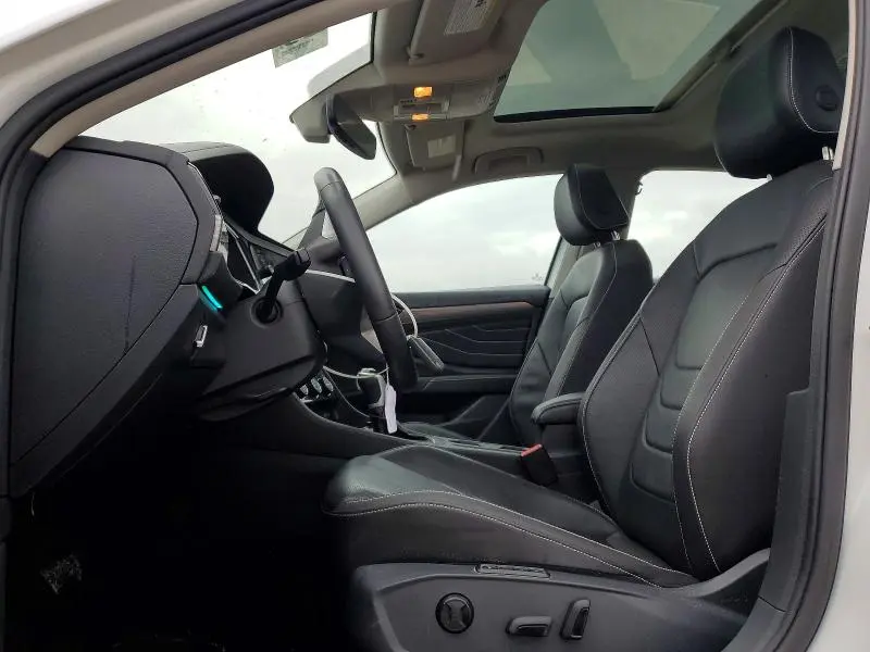 2024 VOLKSWAGEN JETTA SEL  