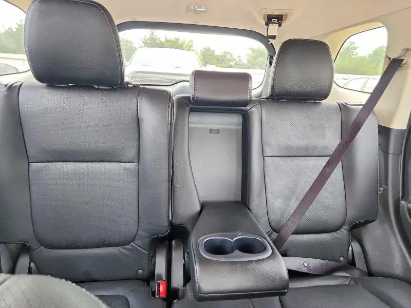 2017 MITSUBISHI OUTLANDER SE  