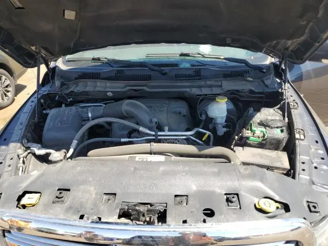 2017 RAM 1500 SLT