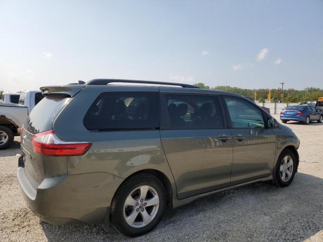 2020 TOYOTA SIENNA LE