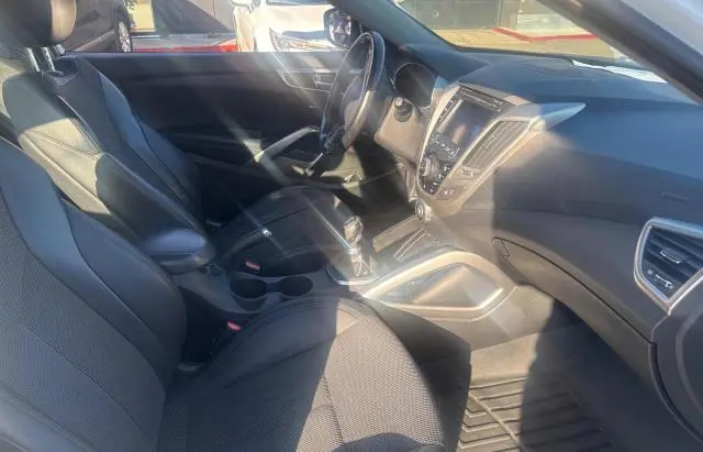 2013 HYUNDAI VELOSTER   