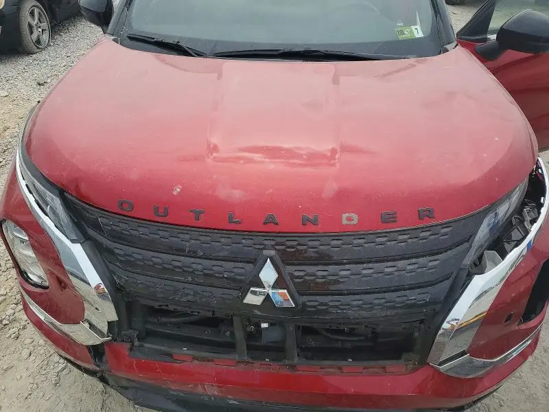 2024 MITSUBISHI OUTLANDER SE  