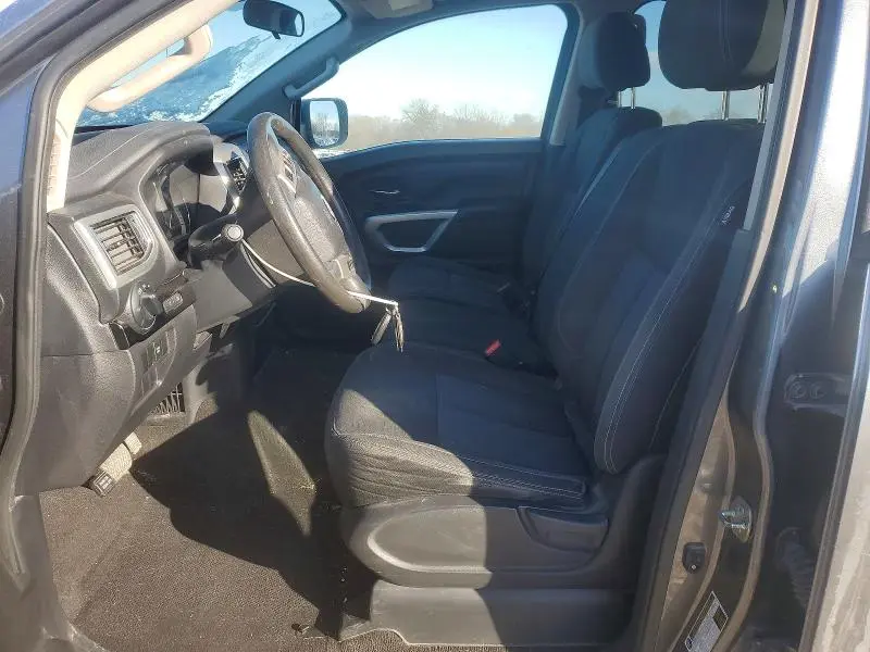 2017 NISSAN TITAN S  