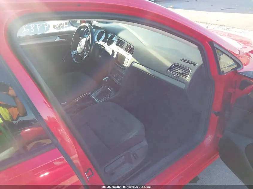 2016 VOLKSWAGEN GOLF TSI S 4-DOOR