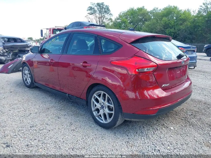2015 FORD FOCUS SE