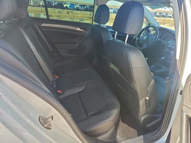 2020 VOLKSWAGEN GOLF   