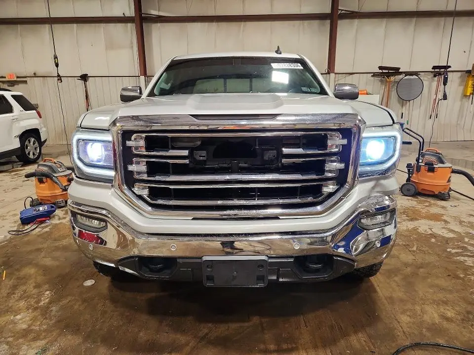 2017 GMC SIERRA K1500 SLT  