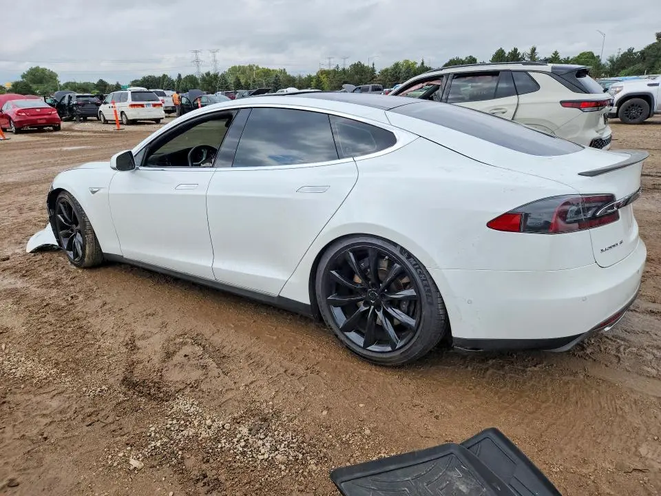 2016 TESLA MODEL S   