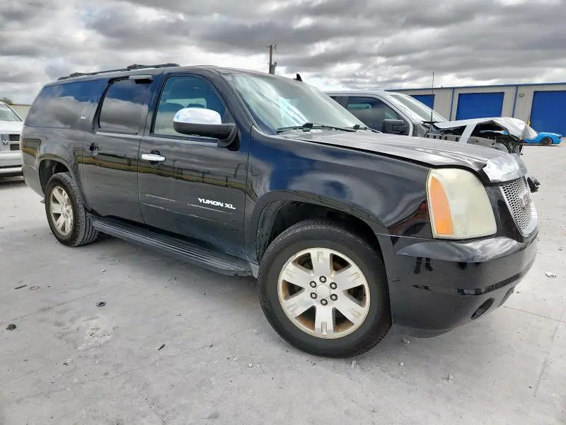 2012 GMC YUKON XL C1500 SLT  