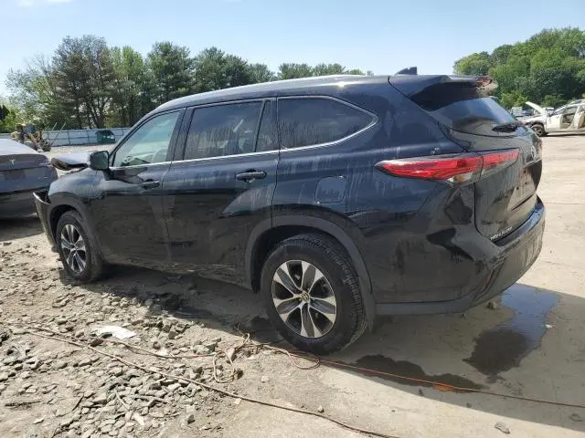 2020 TOYOTA HIGHLANDER XLE  