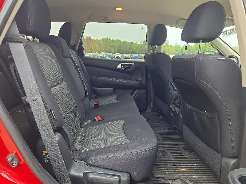 2019 NISSAN PATHFINDER S  