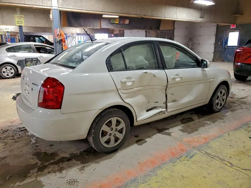 2010 HYUNDAI ACCENT GLS  