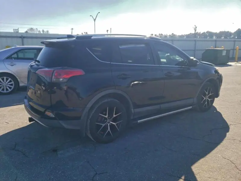 2016 TOYOTA RAV4 SE  