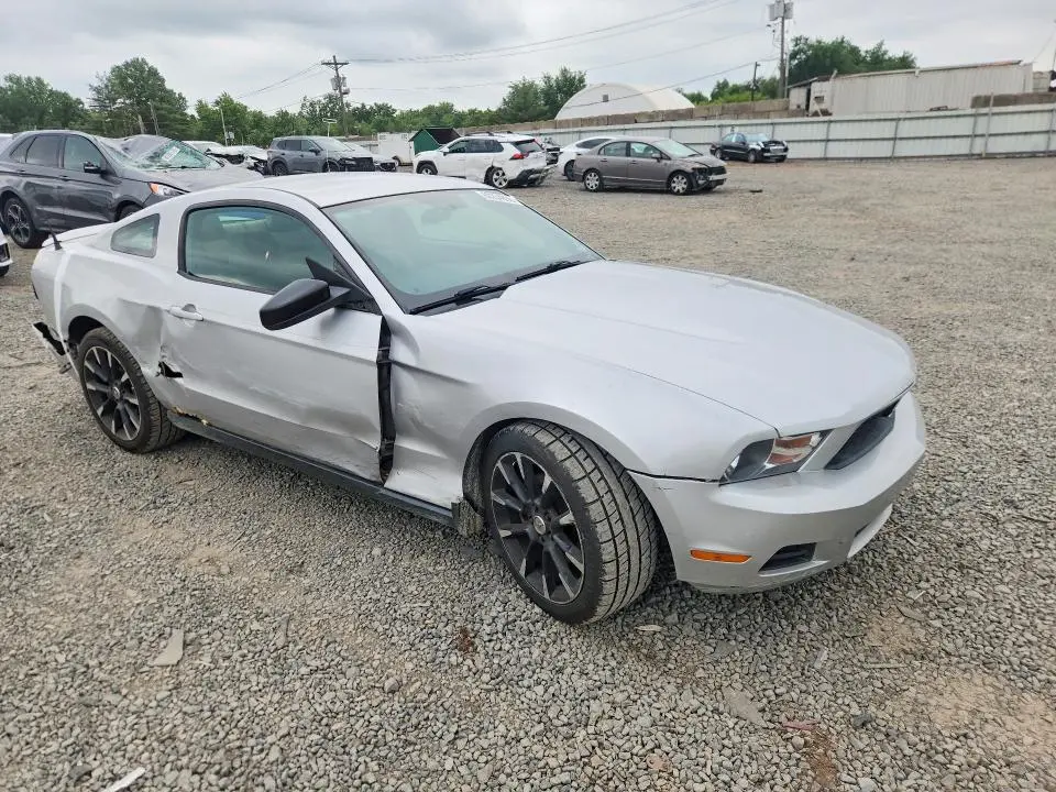 2012 FORD MUSTANG   
