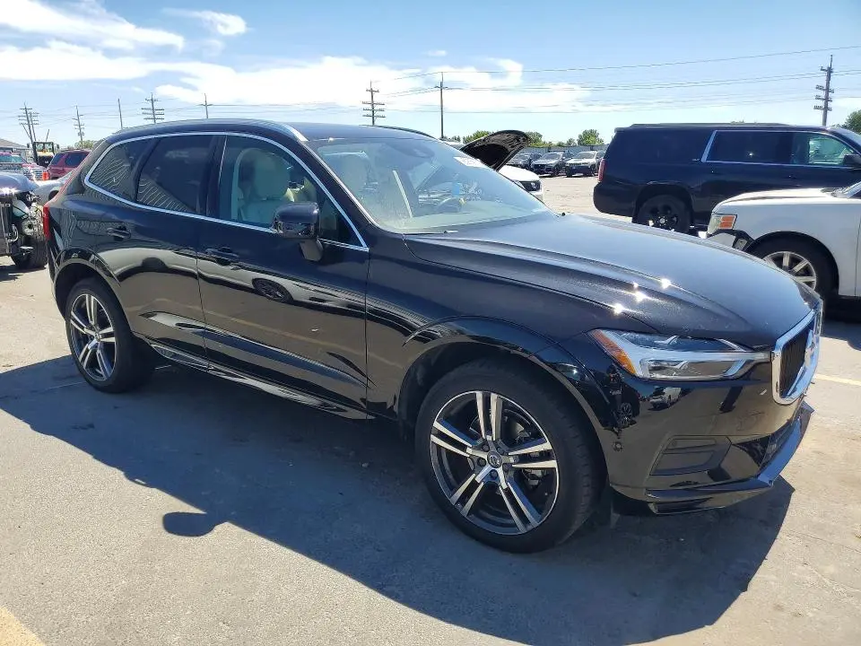 2019 VOLVO XC60 T5  