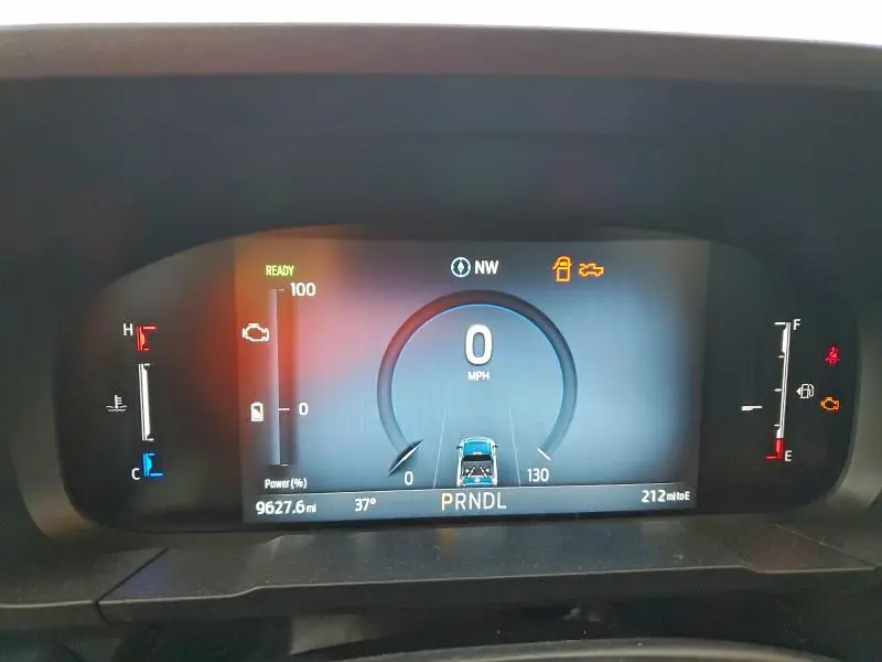 2025 FORD MAVERICK XL  