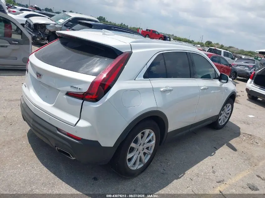2023 CADILLAC XT4 FWD LUXURY