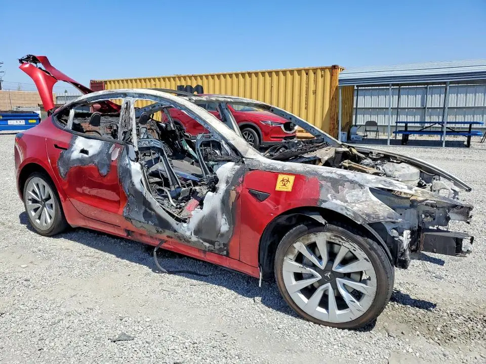 2022 TESLA MODEL 3   