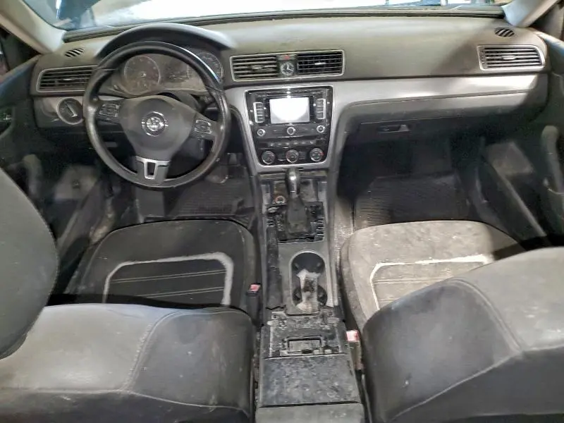 2015 VOLKSWAGEN PASSAT SE  