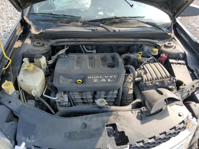 2013 DODGE AVENGER SE  