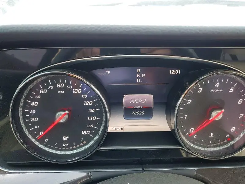 2019 MERCEDES-BENZ E 300  