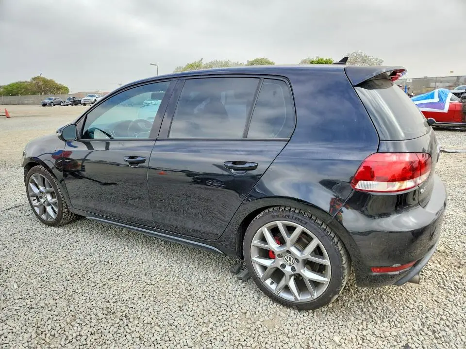 2013 VOLKSWAGEN GTI   