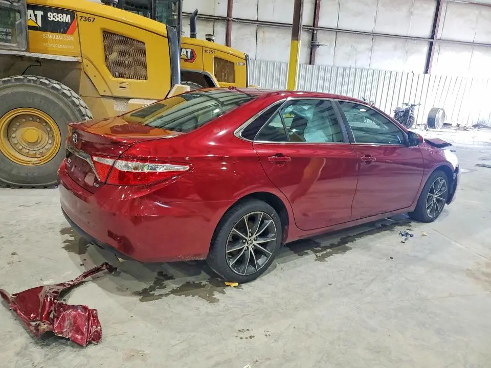 2016 TOYOTA CAMRY XSE  