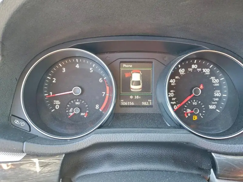 2017 VOLKSWAGEN PASSAT SE  