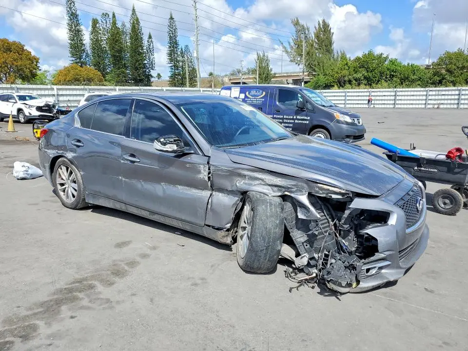 2015 INFINITI Q50 PREMIUM  