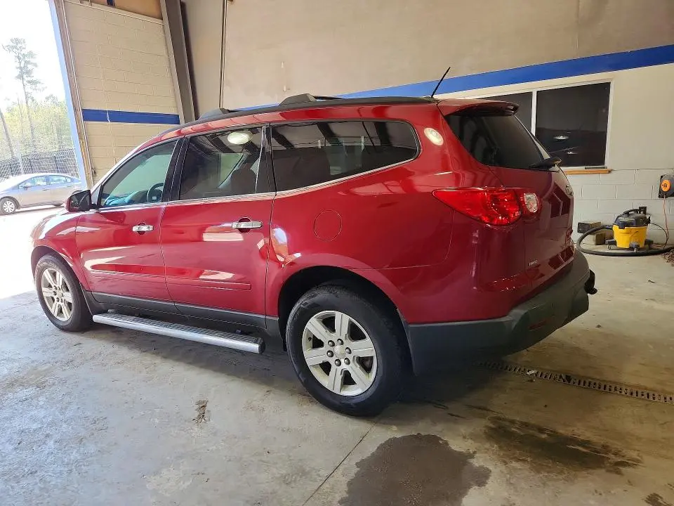 2012 CHEVROLET TRAVERSE LT  