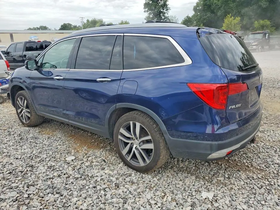 2017 HONDA PILOT TOURING  