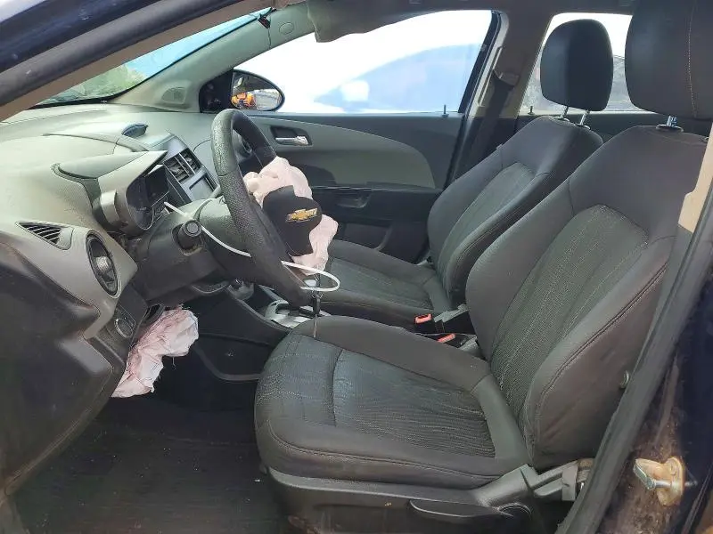 2015 CHEVROLET SONIC LT  