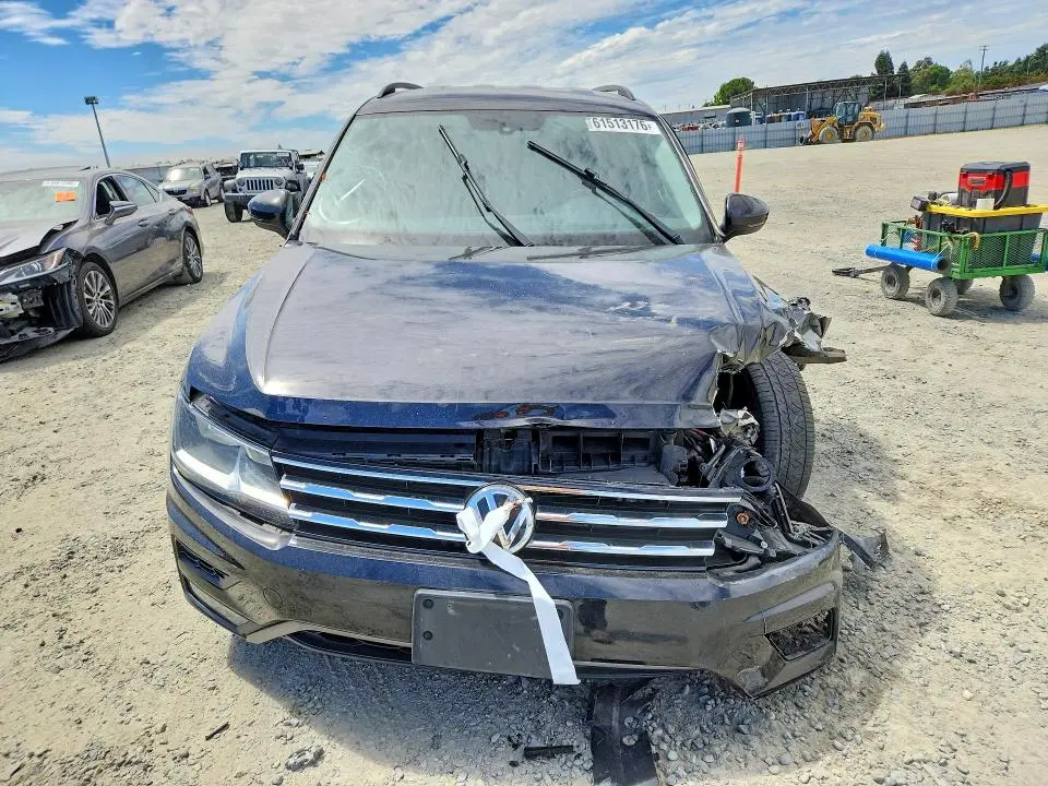 2018 VOLKSWAGEN TIGUAN SE  