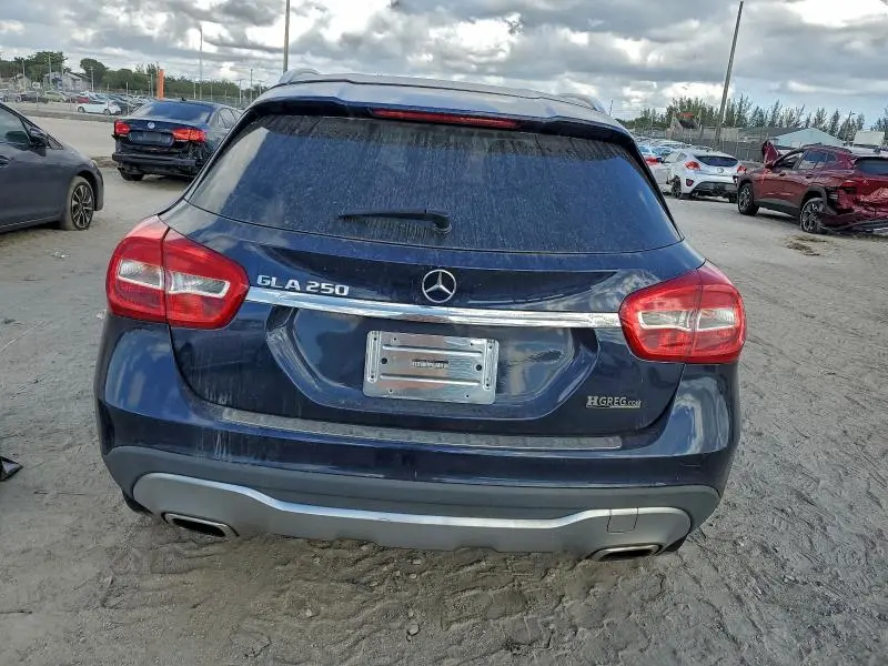 2018 MERCEDES-BENZ GLA 250  