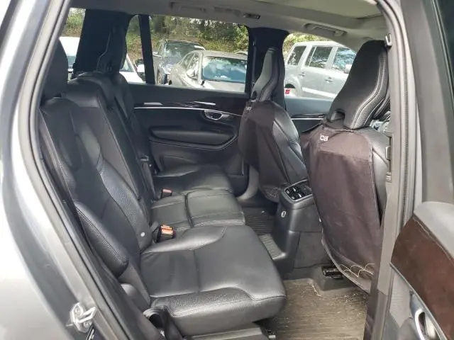 2019 VOLVO XC90 T8 MOMENTUM  