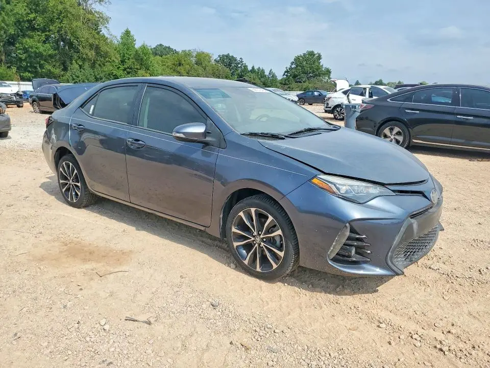 2018 TOYOTA COROLLA SE  