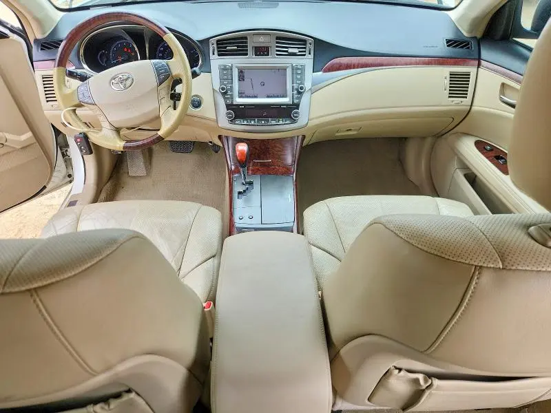 2011 TOYOTA AVALON LIMITED  