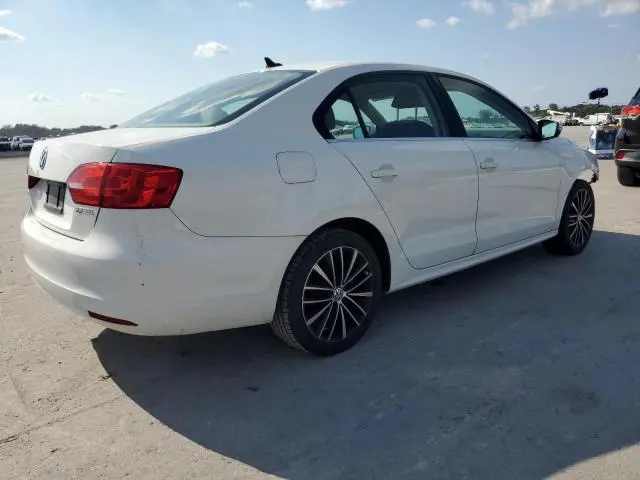 2012 VOLKSWAGEN JETTA SEL  